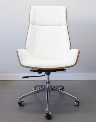 Кресло из натуральной кожи, каркас дерево арт. FX-BC06 - купить в Элисте. Цена 34 820.52 руб.